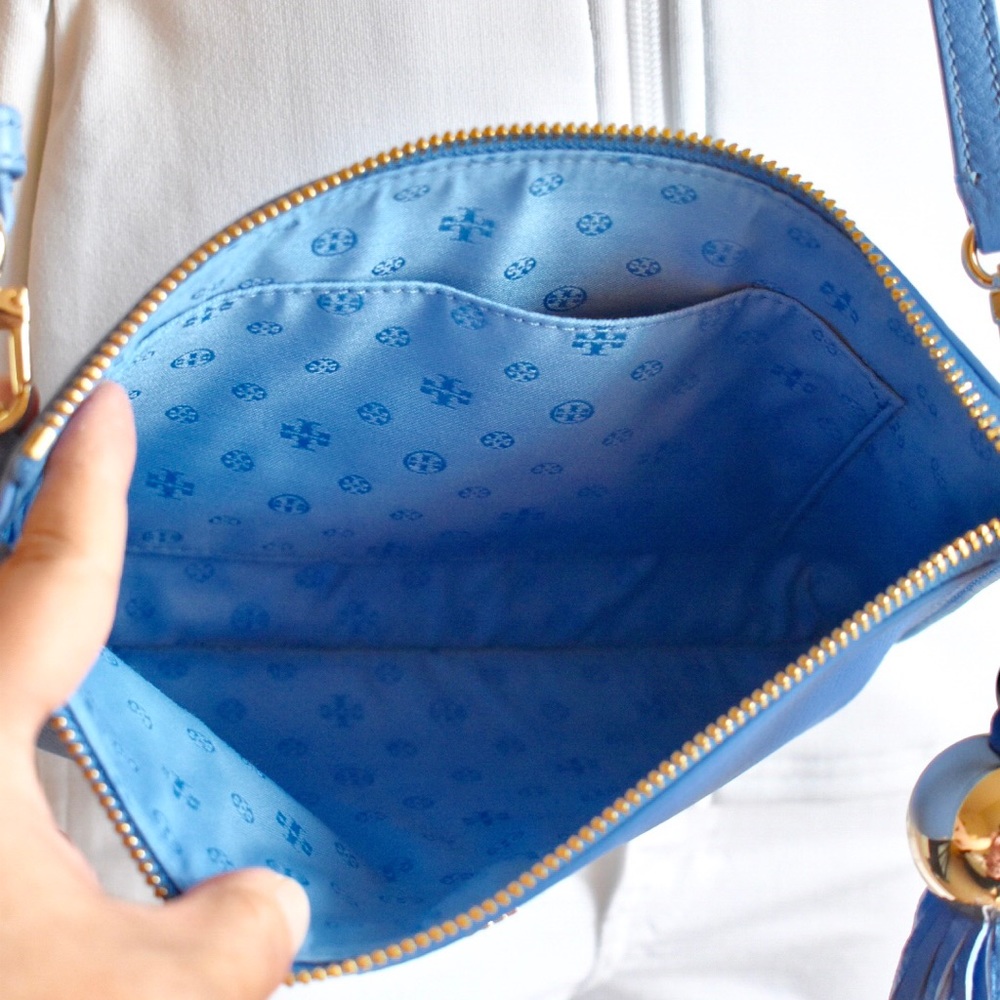 TORY BURCH TASSEL CROSSBODY BAG - Picture 5 of 8